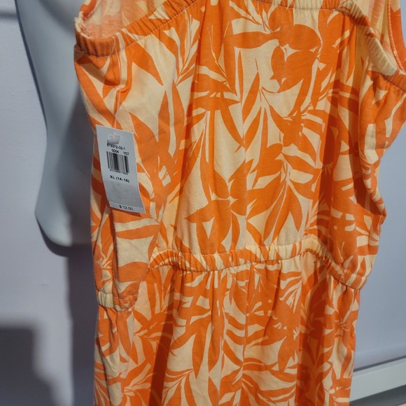 Old Navy Girl's Romper - Picture 3 of 3